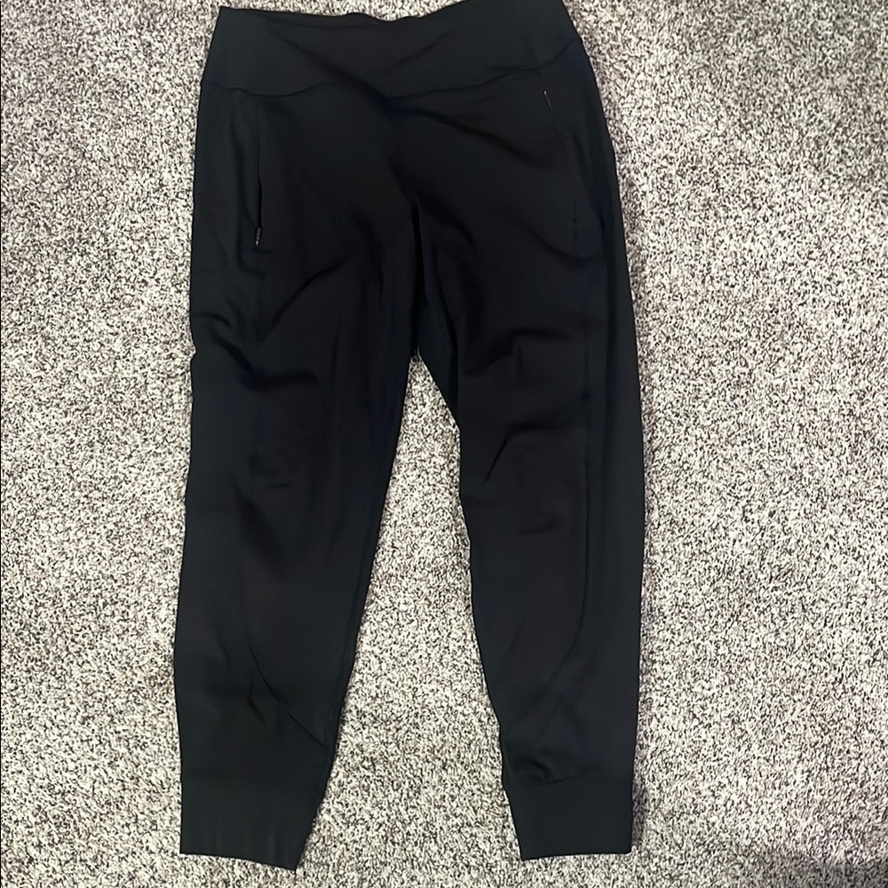 Black rainier Jogger Pants size small